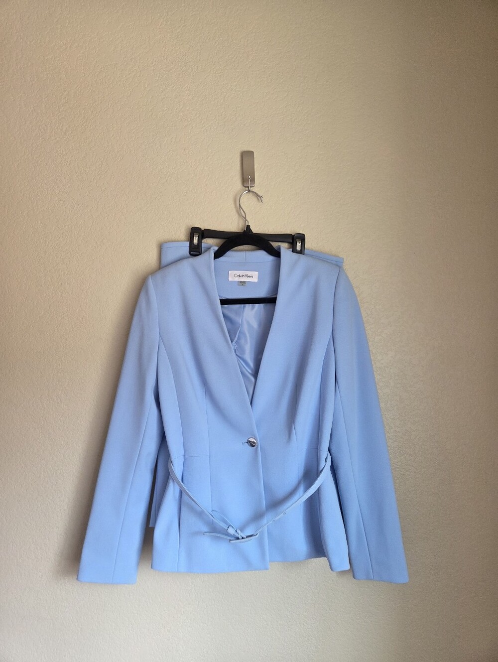 Calvin Klein 2 Piece Suit Size 8
